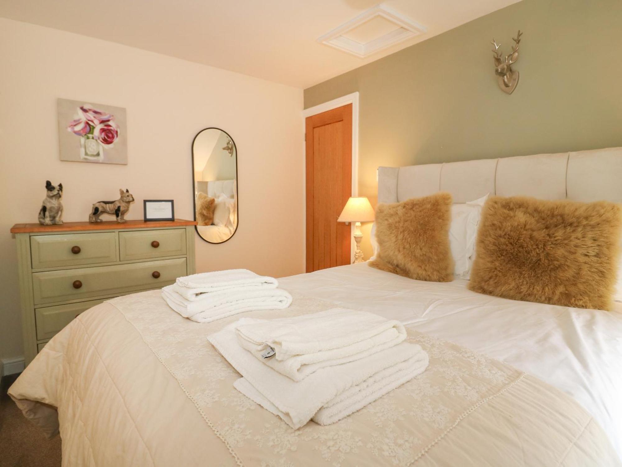 Loft Cottage Crakehall エクステリア 写真